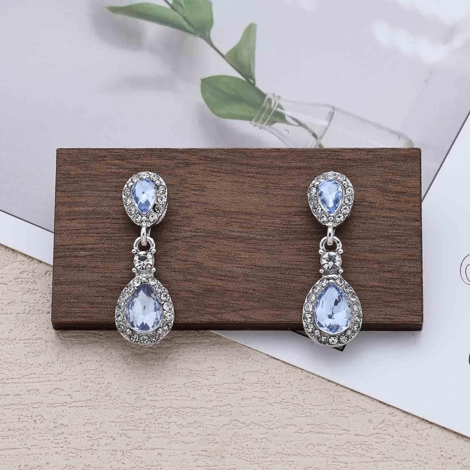 Vintage Teardrop Sapphire Earrings Blue Crystal Drop Earrings Silver Rhinestone Teardrop Earring Oval Cz Sapphire Earring Sparkly Bridal Wedding Statement Jewelry for Women - Image 7