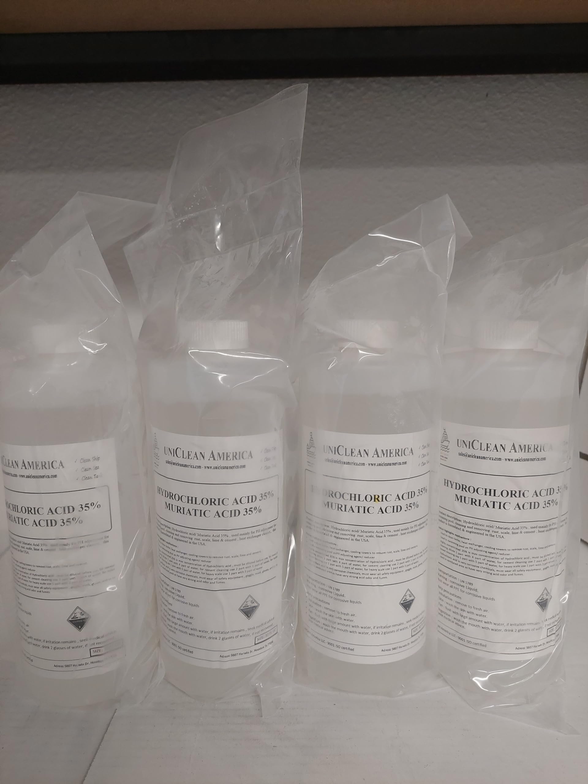 UniClean America Hydrochloric Acid 35% - 128 Fl Oz - Pool Spa Chemical Treatment - Removes Rust & Scale - Swimming Pool pH Reducer