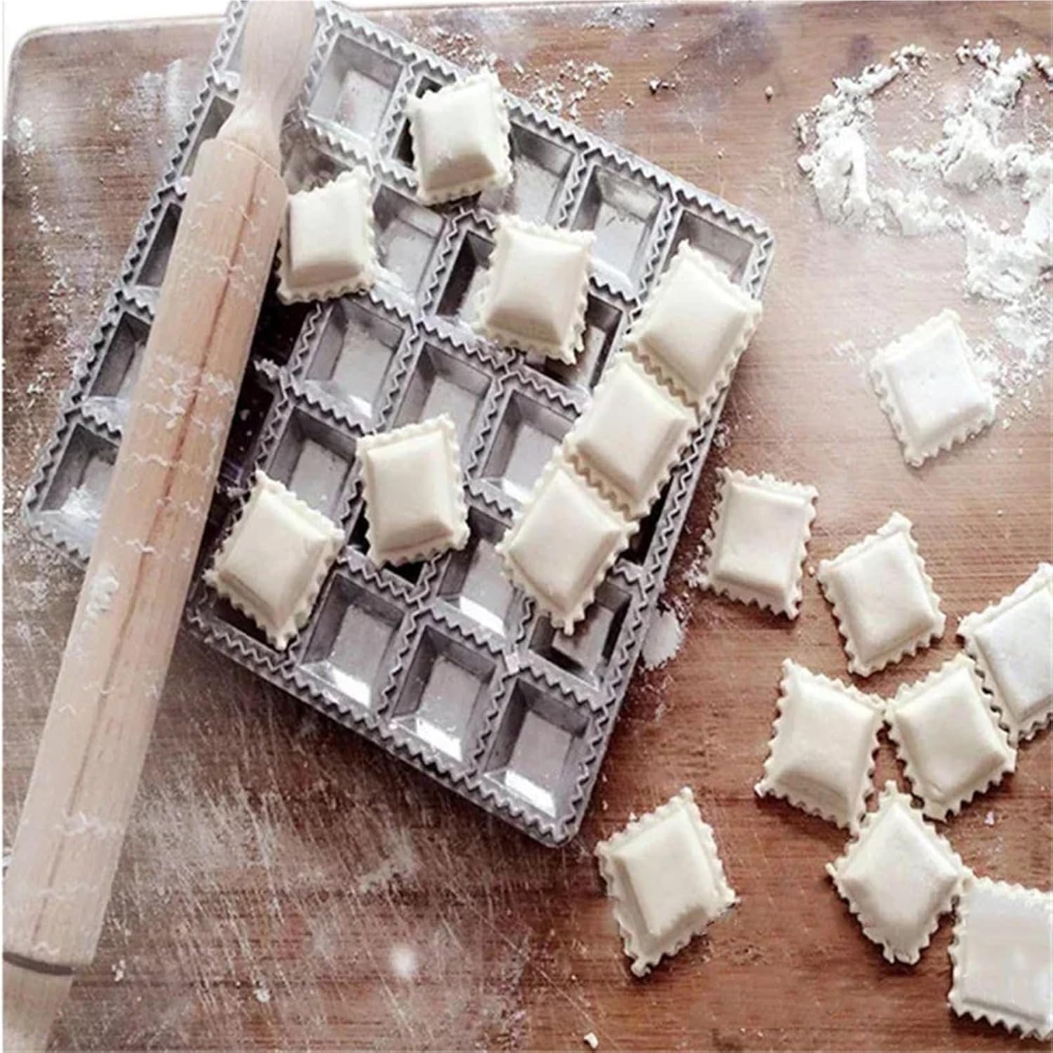 DIY Ravioli Maker Dumpling Dough Press Mold Aluminum Alloy Pastry Mould for Square Ravioli Kitchen Tool