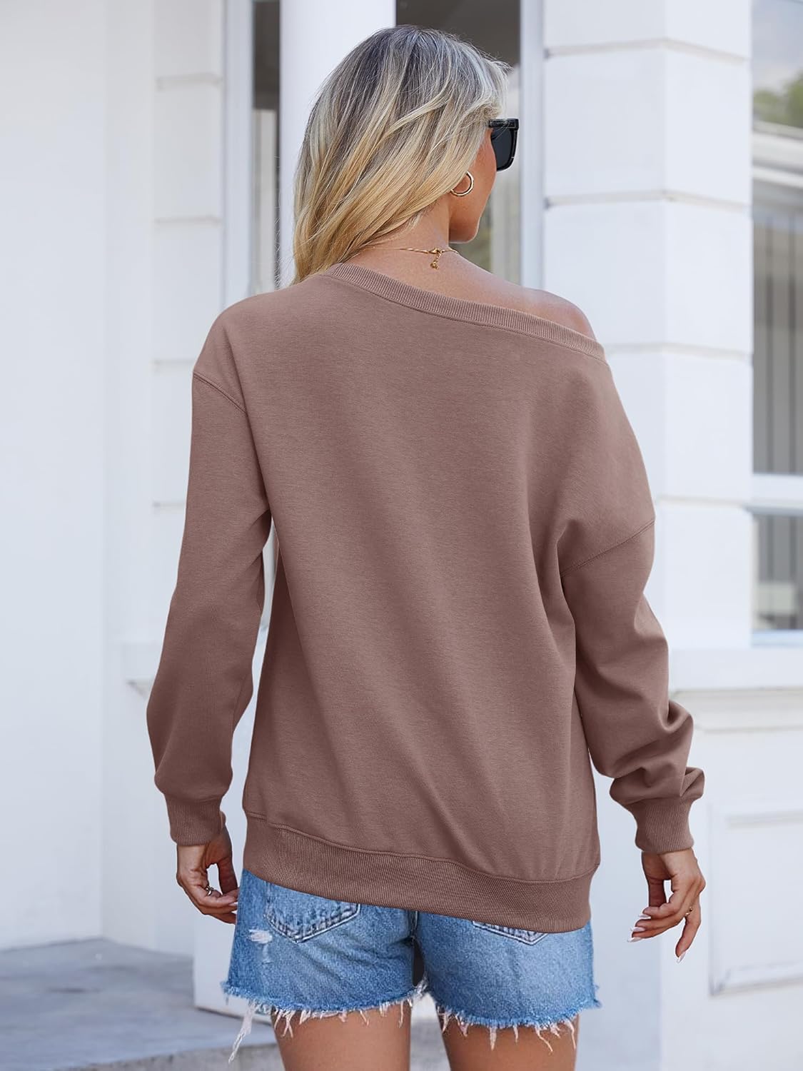 Womens Off the Shoulder Sweatshirt Long Sleeve Loose Pullover Tops Oversized Sweatshirts Trendy Spring Outfits - Image 5