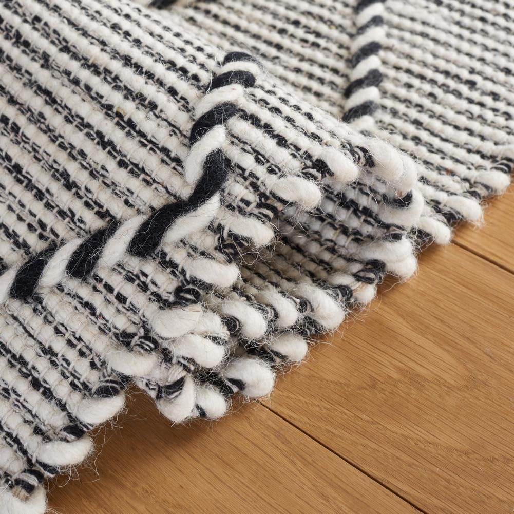 SAFAVIEH Vermont Collection Runner Rug - 8' Runner, Ivory & Black, Transitional Design, Ideal for High Traffic Areas in Hallway, Bathroom & Kitchen (VRM162Z-28)
