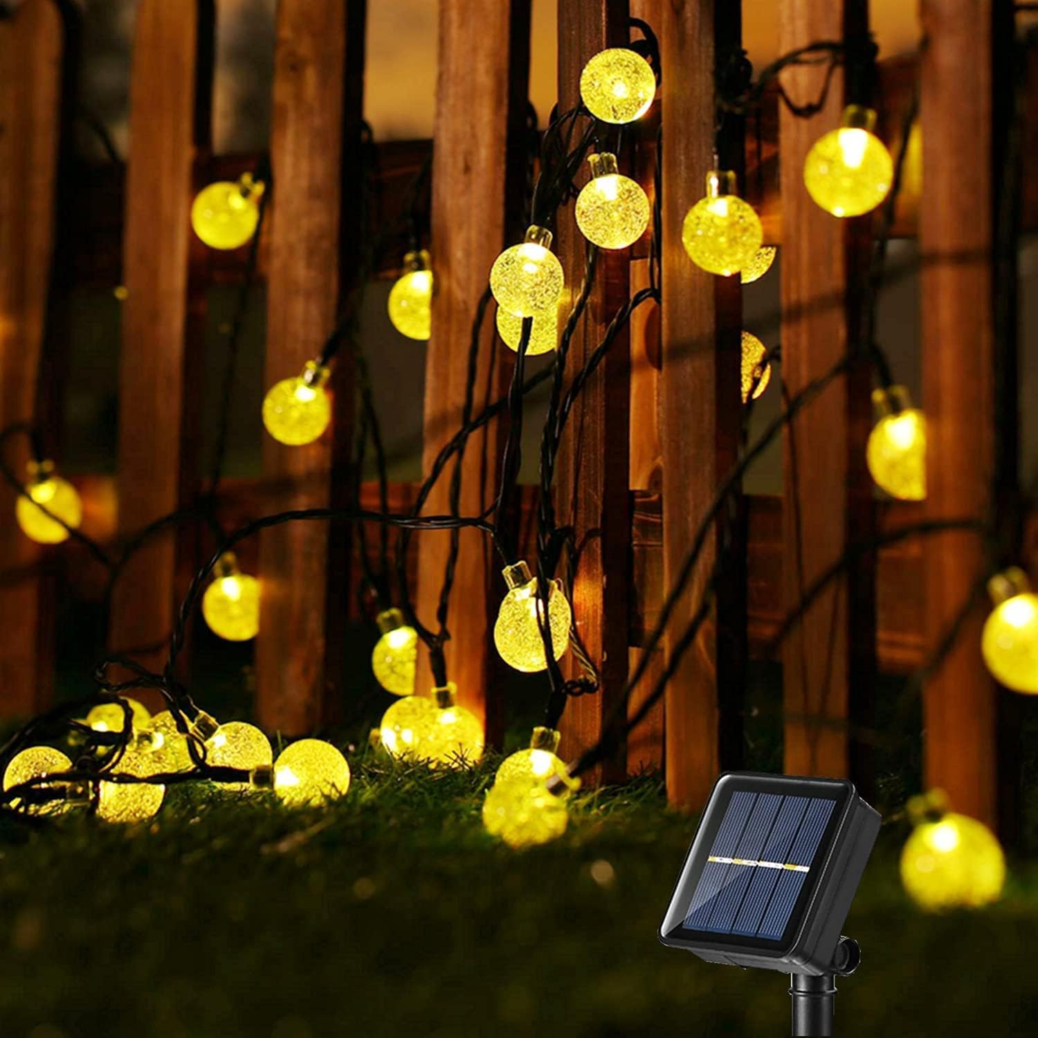 Catena luminosa 25 lampadine per esterno da 7,6m con pannello solare