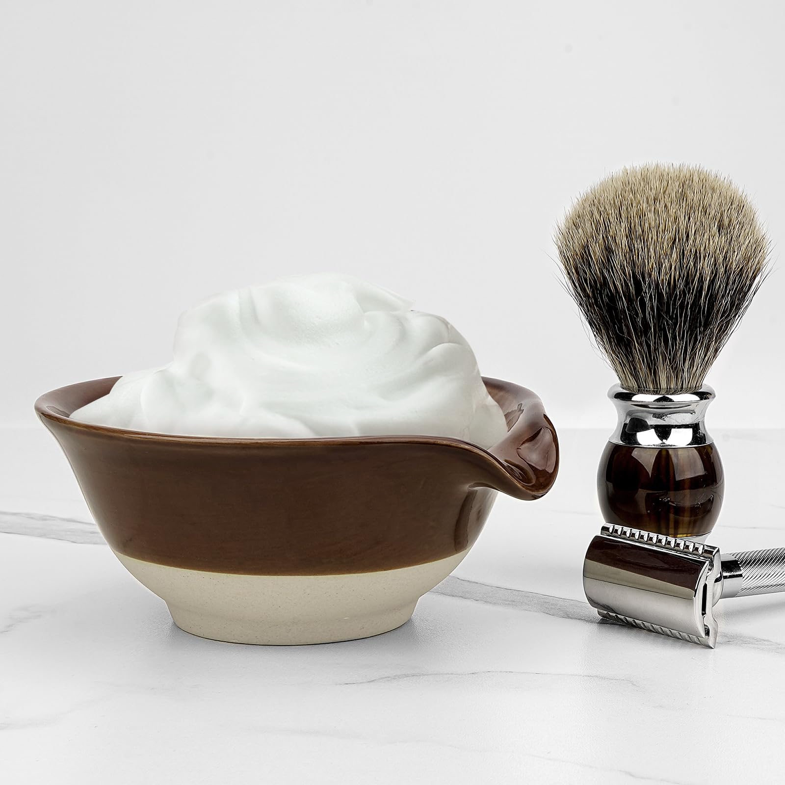 Linkidea Ciotola da Barba in Ceramica, Tazza di Schiuma di Sapone da Barba per Uomo, Tazza di Crema da Barba per Rasoio Bagnato con Barba Larga, Marrone