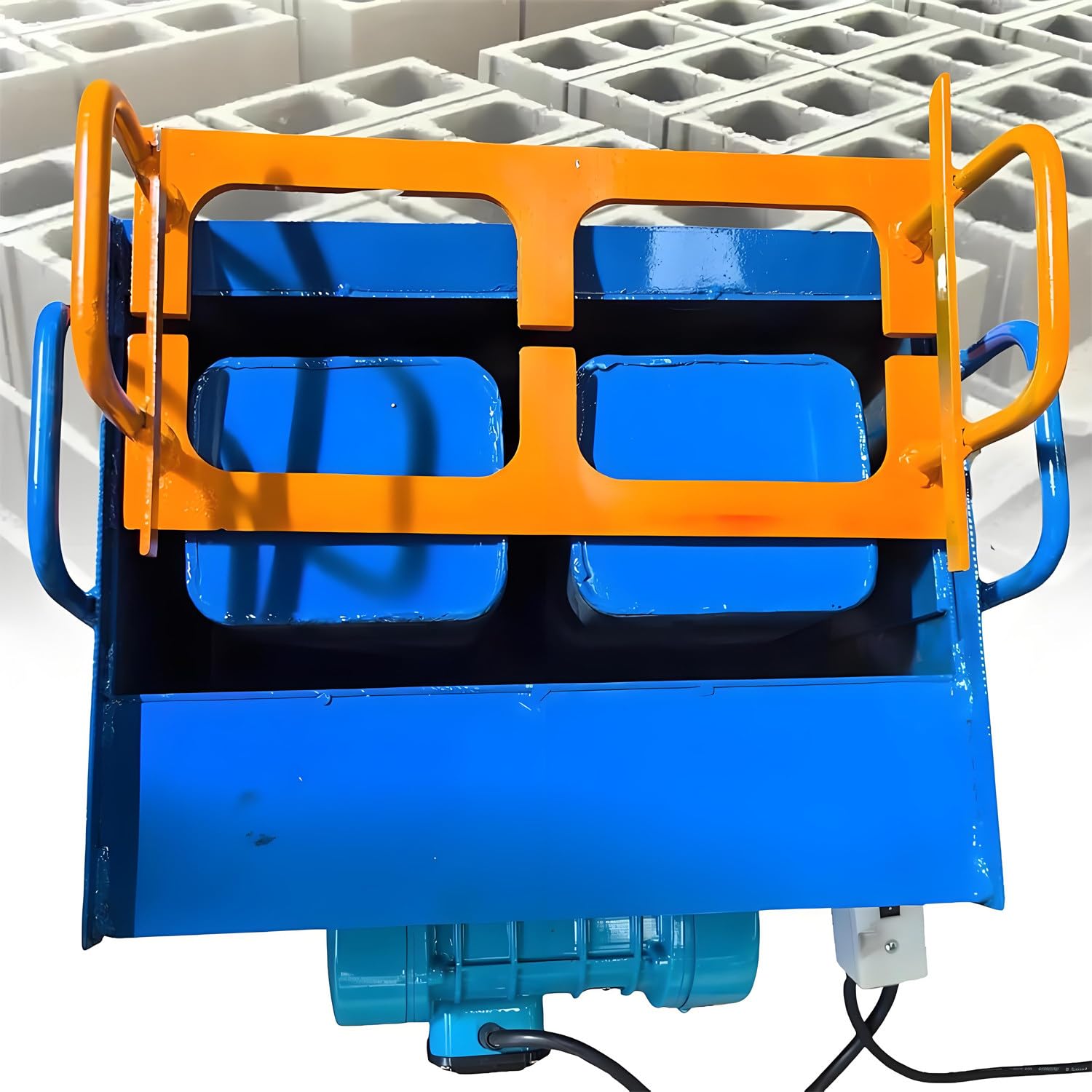 Esta máquina de moldeo de bloques de hormigón eléctrico de 550W produce 30 ladrillos huecos por hora con una presión de 23kN y un tiempo de moldeo rápido de 45 segundos, lo que lo hace ideal para el p
