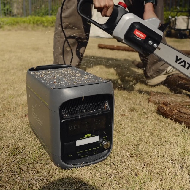 Amazon.co.jp: FOSSiBOT F1800 ポータブル電源 1024Wh 大容量 リン酸鉄