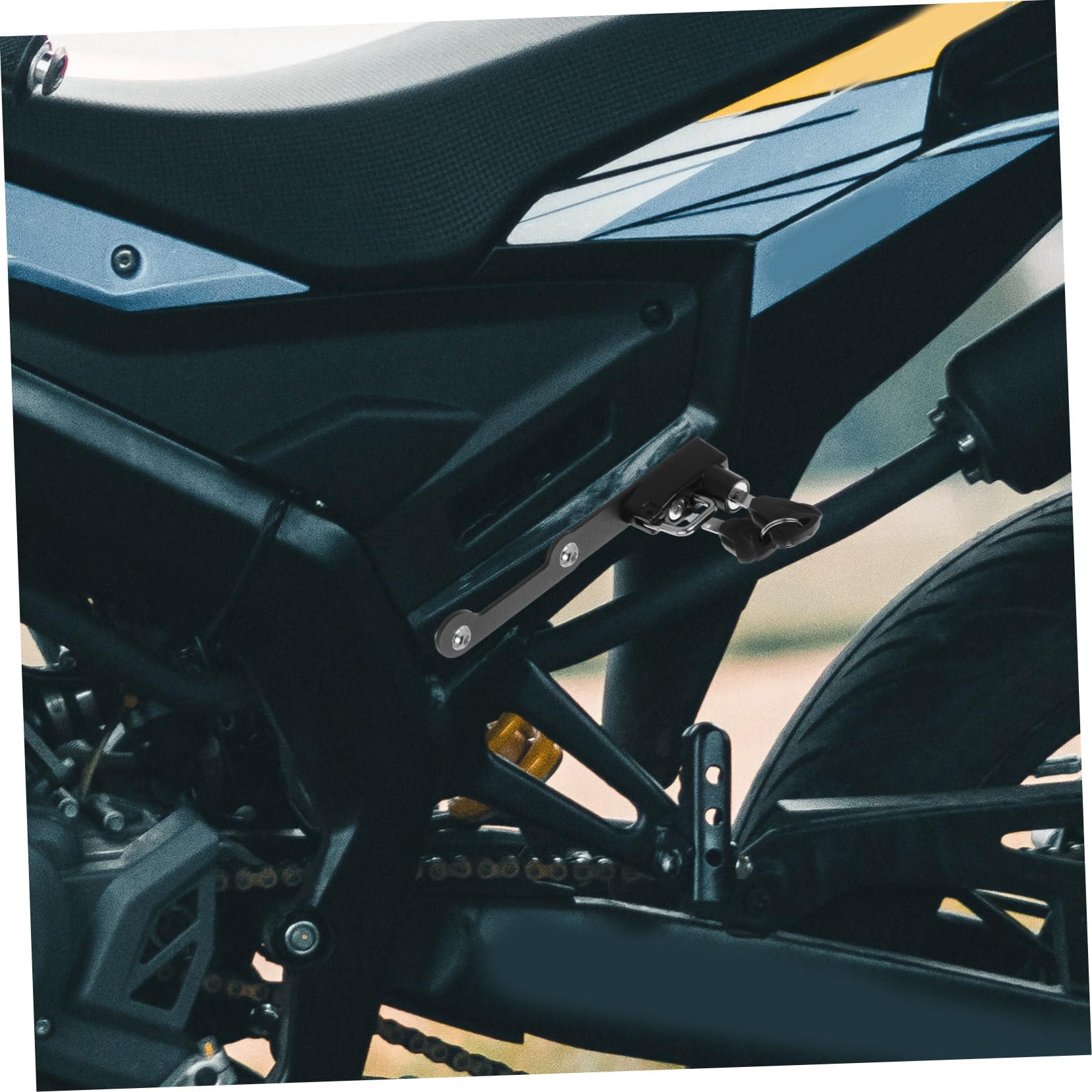 Gatuida Lucchetto Antifurto per Casco da Motocicletta in Metallo Nero, Installazione Semplice, Sicurezza Affidabile per Motociclette e Scooter Elettrici