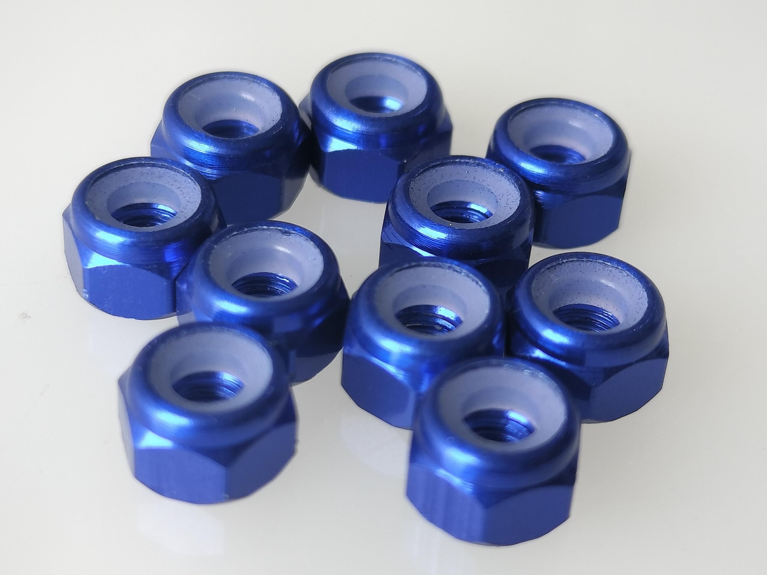 Amazon | M3 青 ナイロン ロック ナット 3mm (10pcs) ホイール ナット