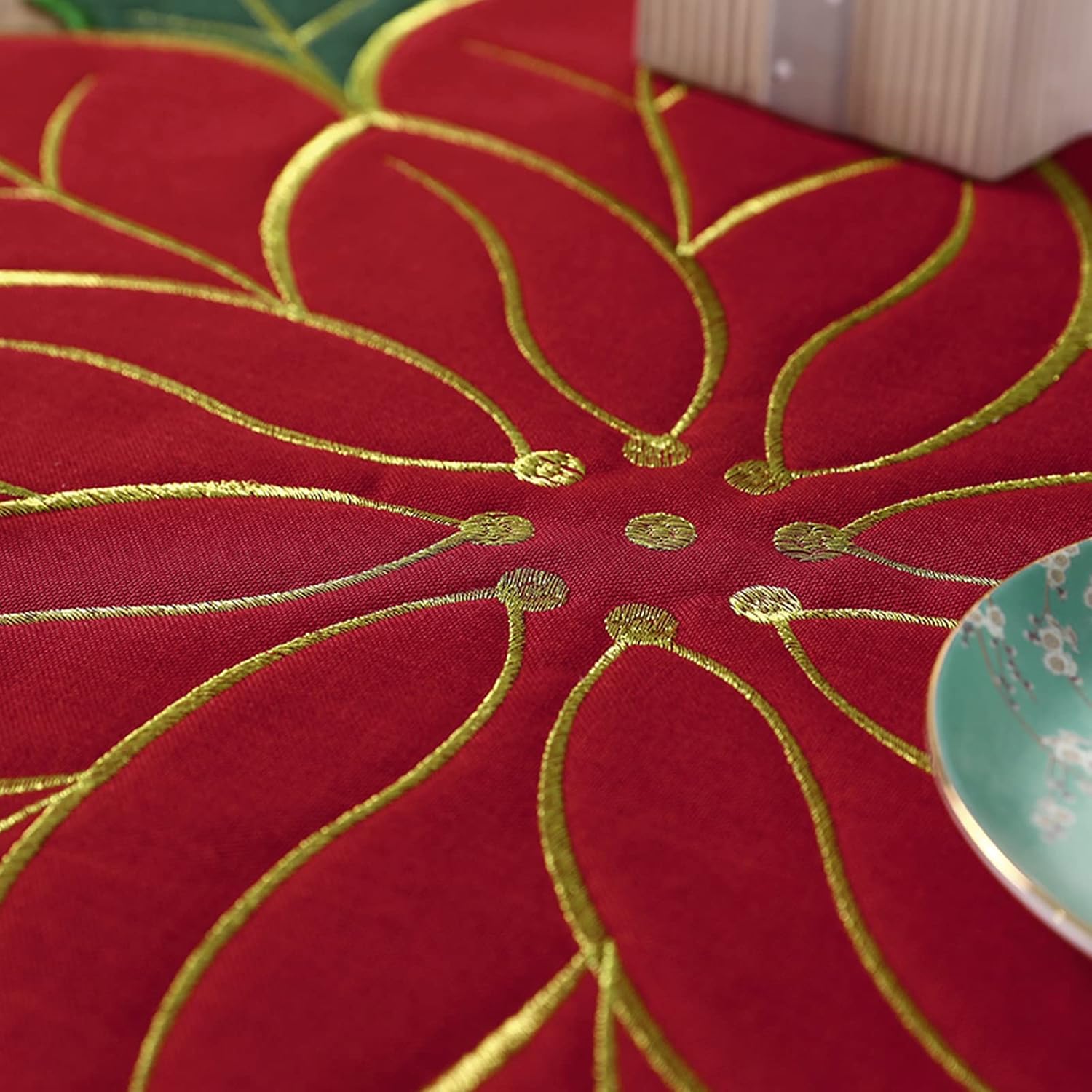 MSUIINT 4 Pcs Christmas Red Table Runner, 35cm Embrodered Velvet Fabric Poinsettia Table Mats, Holiday Christmas Placemats Cover for Holiday Table Decor, Lace Satin Table Cloth Holly Leaf Mat, Red