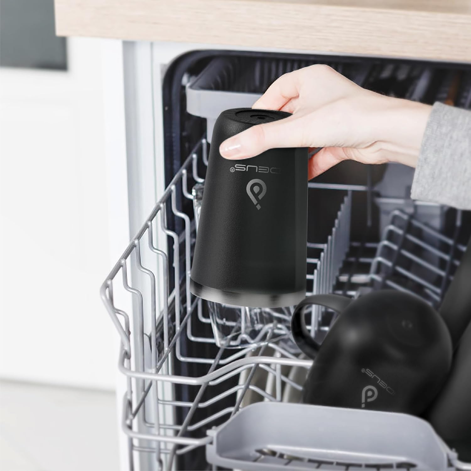 Ideus 20 oz Tumbler, Travel Coffee Mug with Splash Proof Sliding Lid, Double Wall Stainless Steel Vacuum Insulated Coffee Mug for Home and Office, Keep Beverages Hot or Cold, Black - Image 7