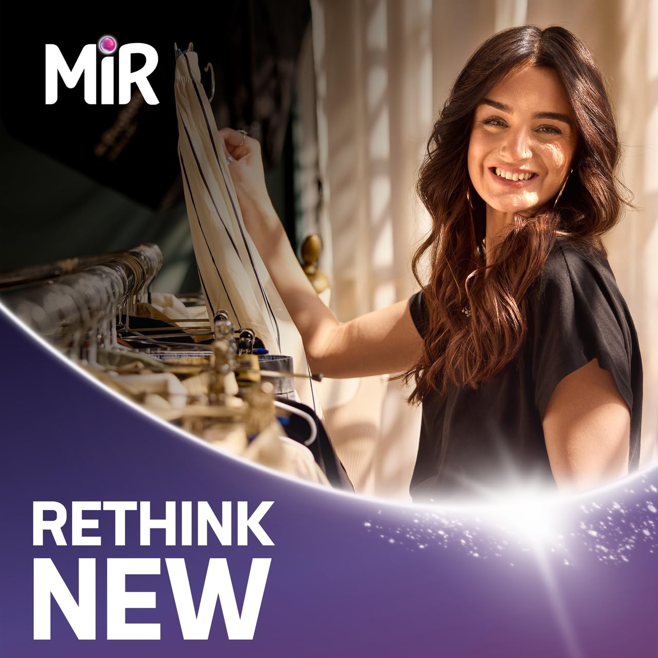 MIR, Lessive Liquide Couleurs, Main & Machine, Raviveur, Formule Unique 3en1, Fraicheur, Fibres, Anti Bouloche, Nettoie avec Soin, 54 Lavages