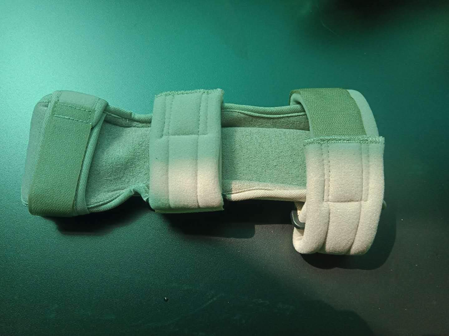 Resting Hand Splint For Men and Women, Hand Brace For Stroke Patient