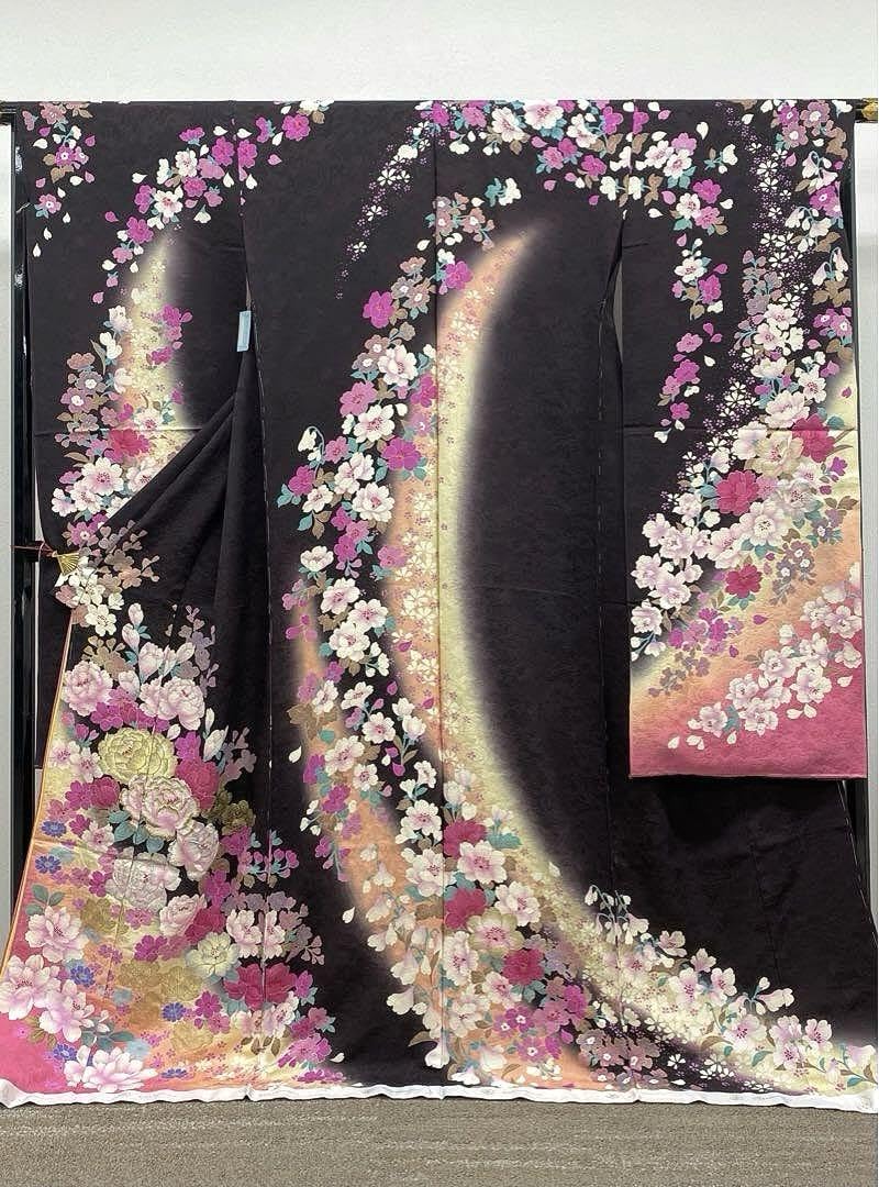 振袖　仮絵羽　未仕立て品　朧絞り　ピンク系　桂由美　正絹 振袖 仮絵羽 未仕立て品 朧絞り ピンク系 桂由美 正絹 未仕立て 訪問着