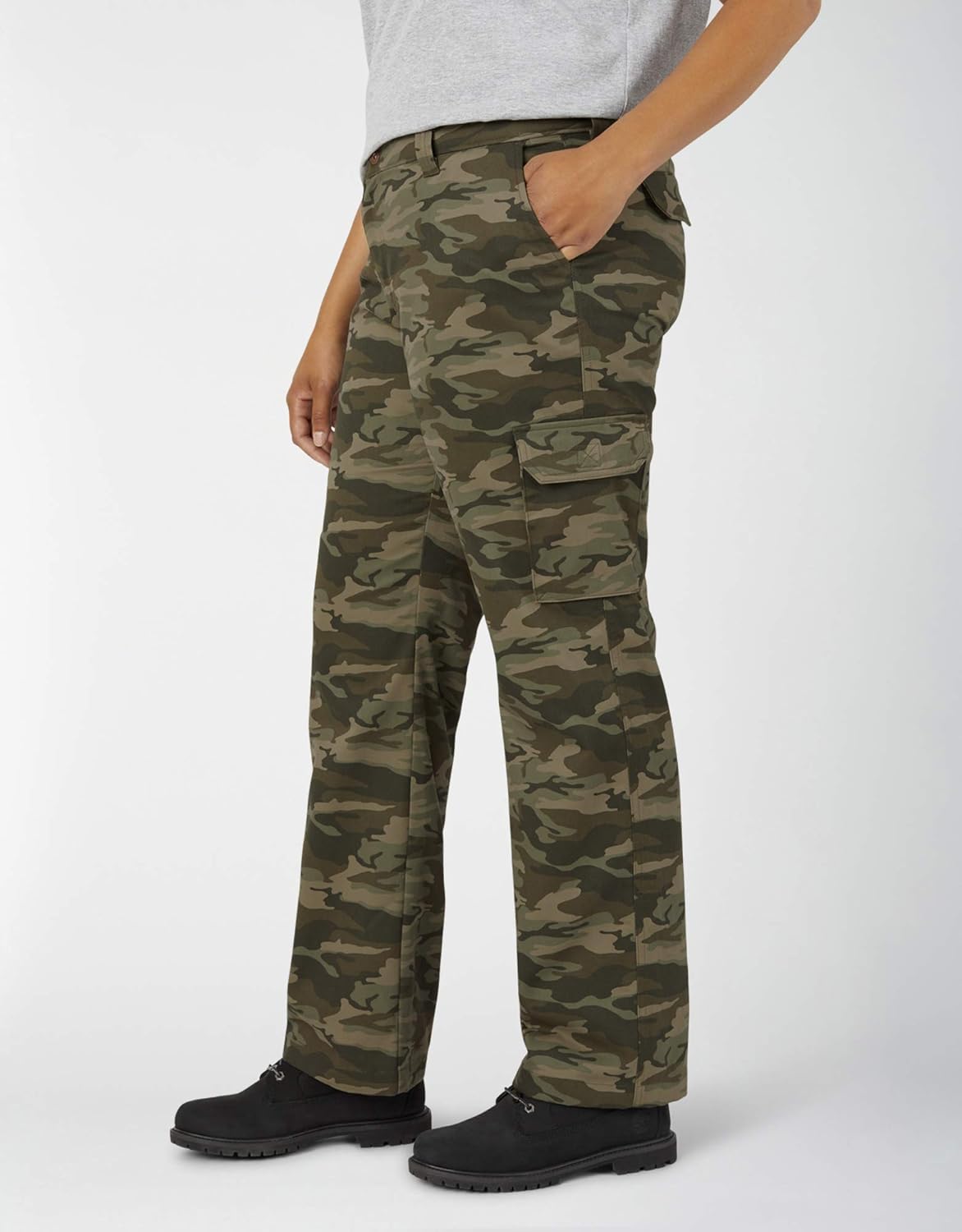 Dickies Women's Plus Size Relaxed Fit Stretch Cargo Straight Leg Pant at  Women’s Clothing store