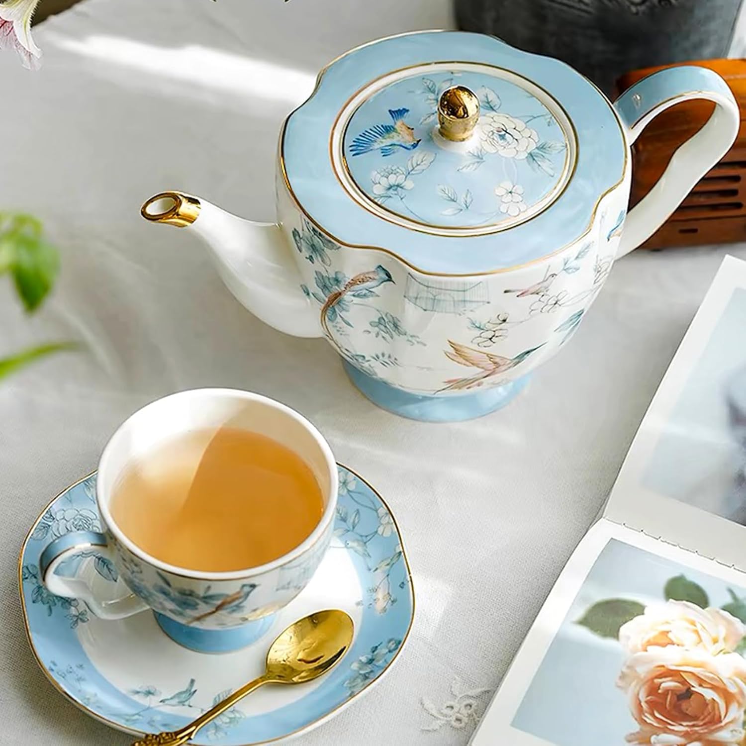 Bone China Tea Cup and Saucer Set, Bone China Coffee Cups and Saucers, Vintage Blue and White TeaCups snd Saucers Gift for Mom Friend Tea Party (light blue)