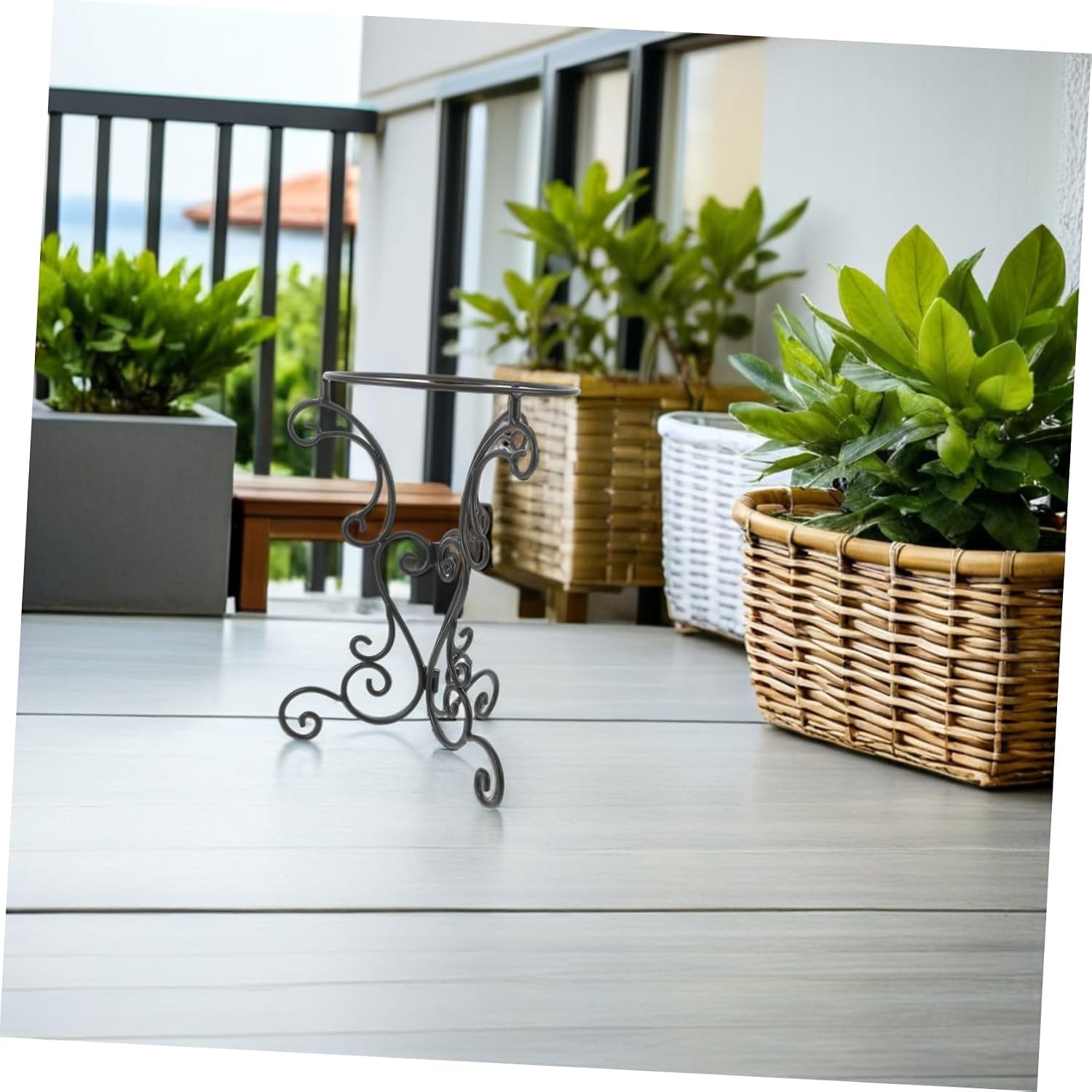 Iron Gazing Ball Holder and Bird Bath Pedestal Base for Garden or Outdoor Use, Elegant Artistic Black Sphere Display Stand with Versatile Outdoor Use and Easy Maintenance