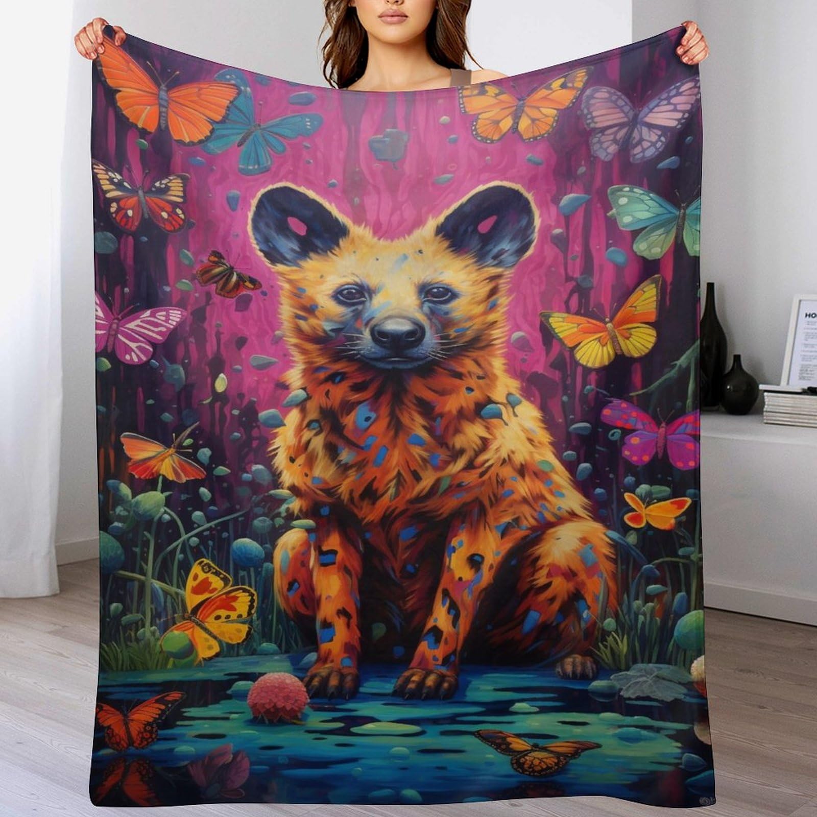 Couverture flannel douce et chaude Hyène 150x200cm pour lit, canapé et voyage