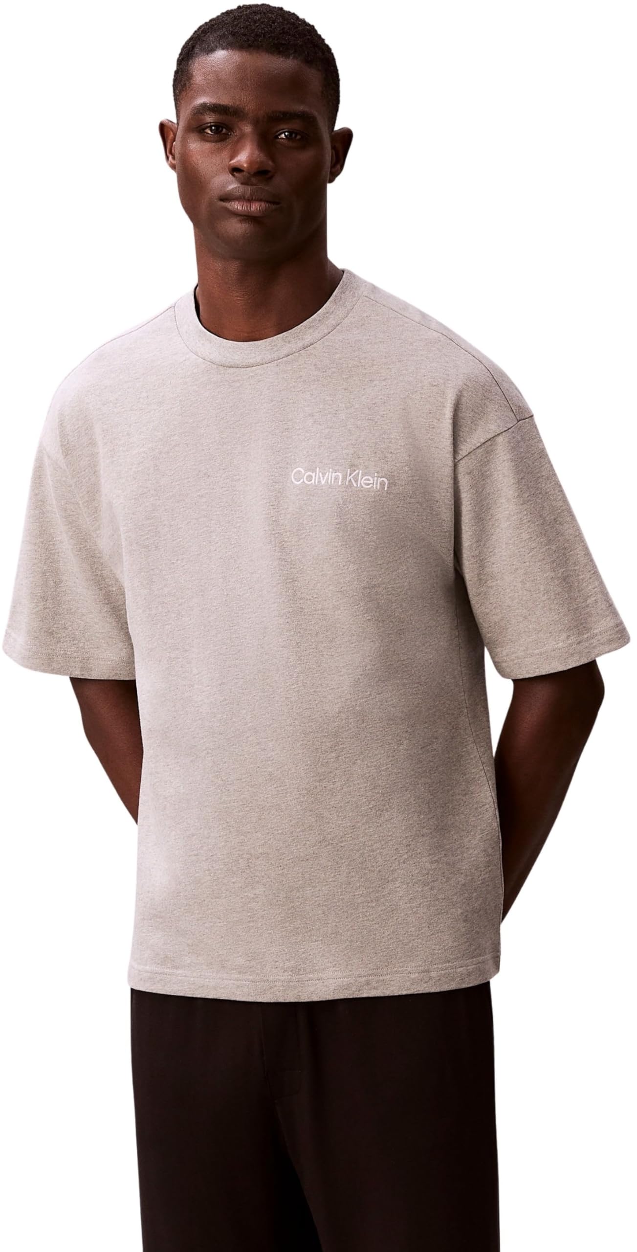 Calvin Klein Men’s Short Sleeve Crew Neck Wide Fit T-Shirt