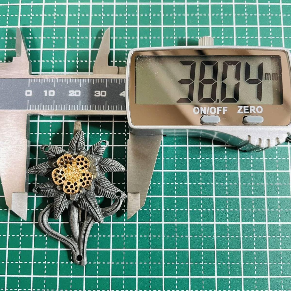 Ｗワイマール＊ドイツ軍＊ＤＫＧ女性メンバー章/バッジ（実物） Wワイマール＊ドイツ軍＊DKG女性メンバー章/バッジ（実物