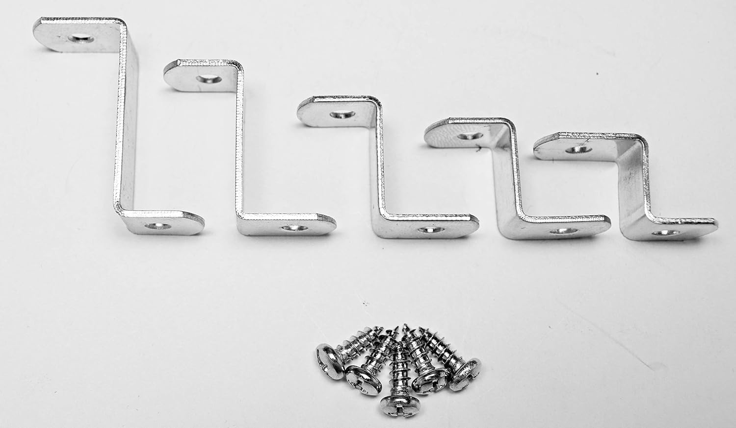 Assorted Large Sizes Offset Canvas Clips for Picture