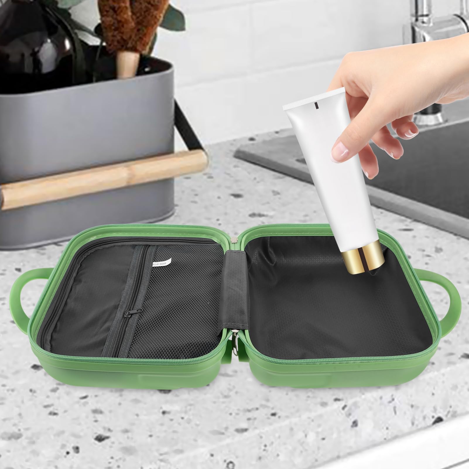 Kulturbeutel Hartschale Reisekosmetiktasche Damen Kleiner Abs Koffer Wasserfest mit Mehreren Fächern für Reisen und Aufbewahrung Hellgrün
