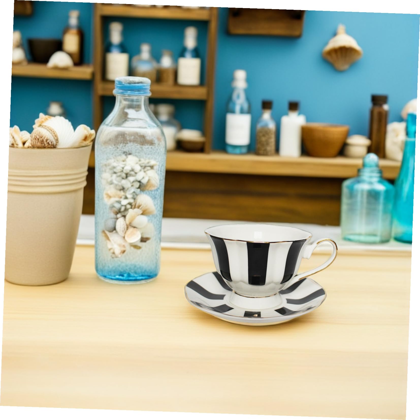 Set Tazzine da Caffè Eleganti in Ceramica Nera Piattino a Pois, Bordi Lisci e Impugnatura Comoda, Stile Europeo per Momento Caffè Raffinato