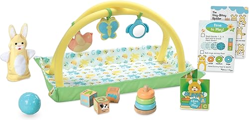 Miniatura 9 de Melissa & Doug Mine to Love Toy Time Play Set para muñecas con gimnasio de actividades, apilador, bloques, más (16 piezas)