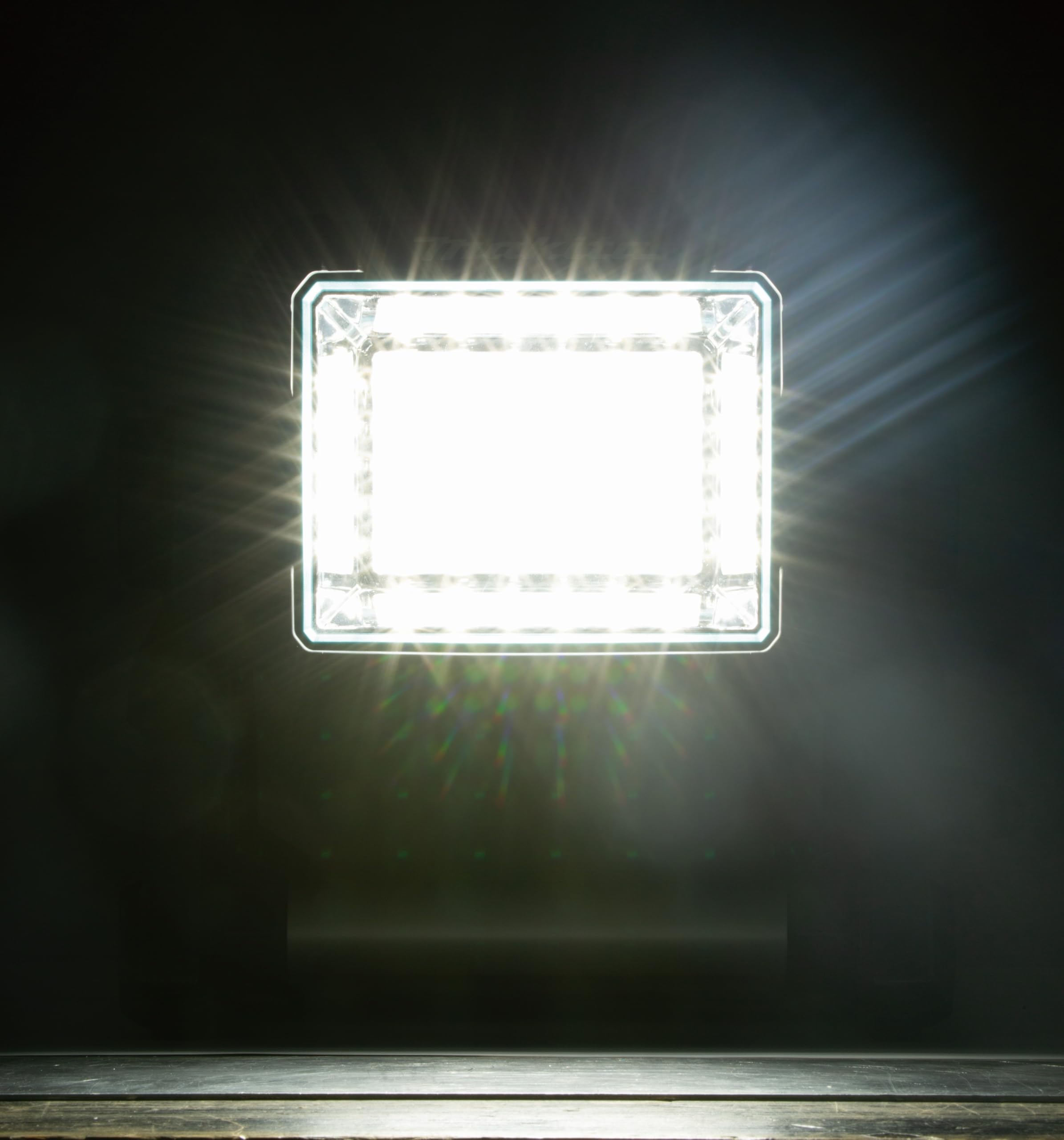 Makita DEADML811 LED-Akku-Baustrahler (ohne Akku, ohne Ladegerät)