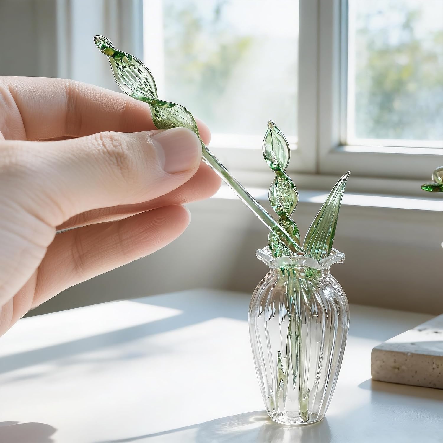 H&D HYALINE & DORA 12 Pcs Cute Mini Blown Glass Artificial Green Lucky Leaf Handmade Leaves Figurines Craft Vase Ornaments for Vanity Table Decor Birthday Gifts for Women