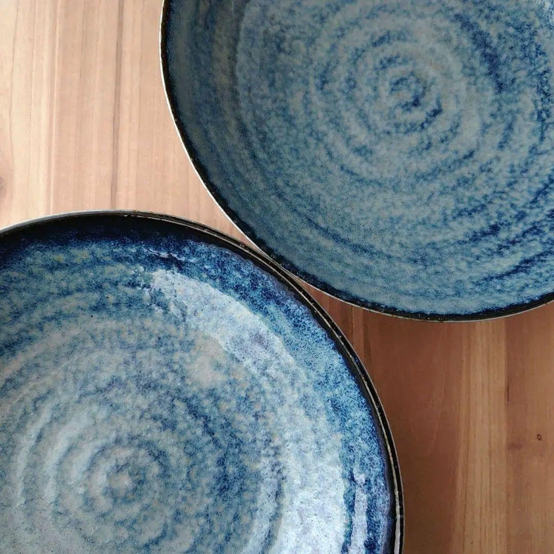 極真焼 宮内庁御用達 十四代辻常陸製 染付 三亀文 三つ足菊皿 C 4124