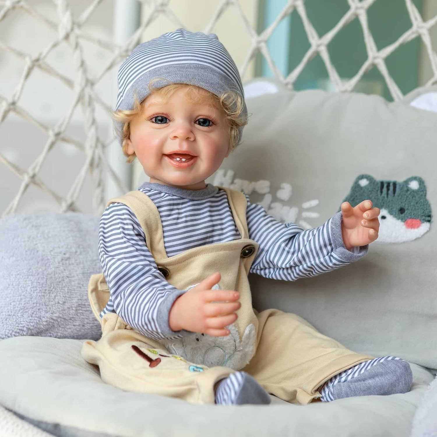 Pinky Reborn Baby Dolls Boy 22 Inch Realistic Newborn Baby Dolls Full Vinyl Silicone Body Birthday Gifts for Kids Age 3+