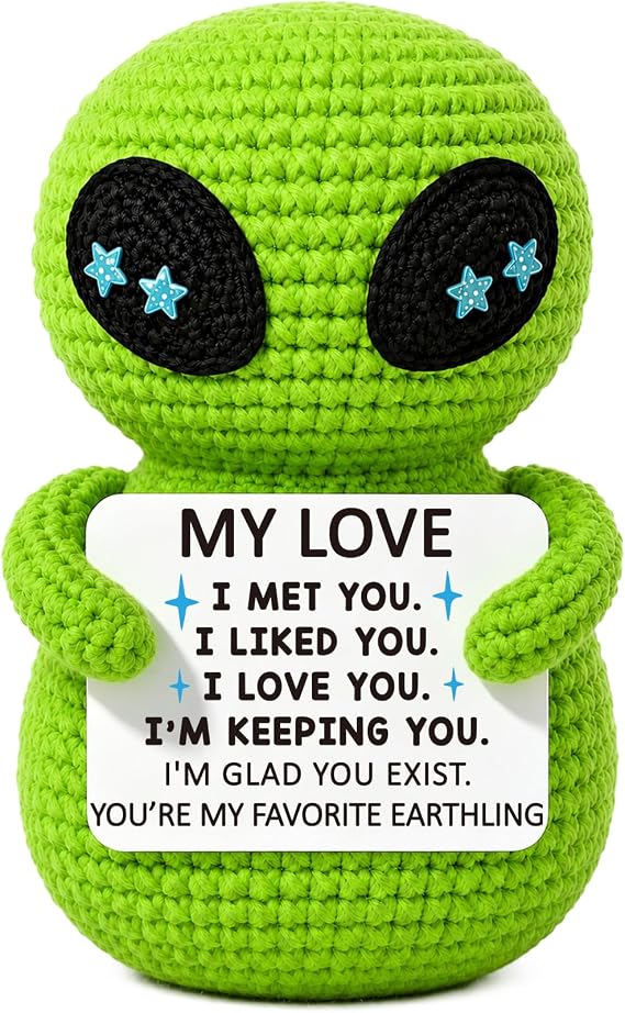 Xinezaa Anniversary Romantic Gifts Boyfriend Girlfriend, I Love You Birthday Him Her Gifts, Cute Handmade Green Alien Crochet with Romantic Message Card, Long Distance Relationship Gift