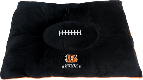 Miniatura 18 de Pets First Cama para mascotas de la NFL – Cama de almohada de felpa suave y acogedora de los Pittsburgh Steelers – Cama de fútbol para perros.