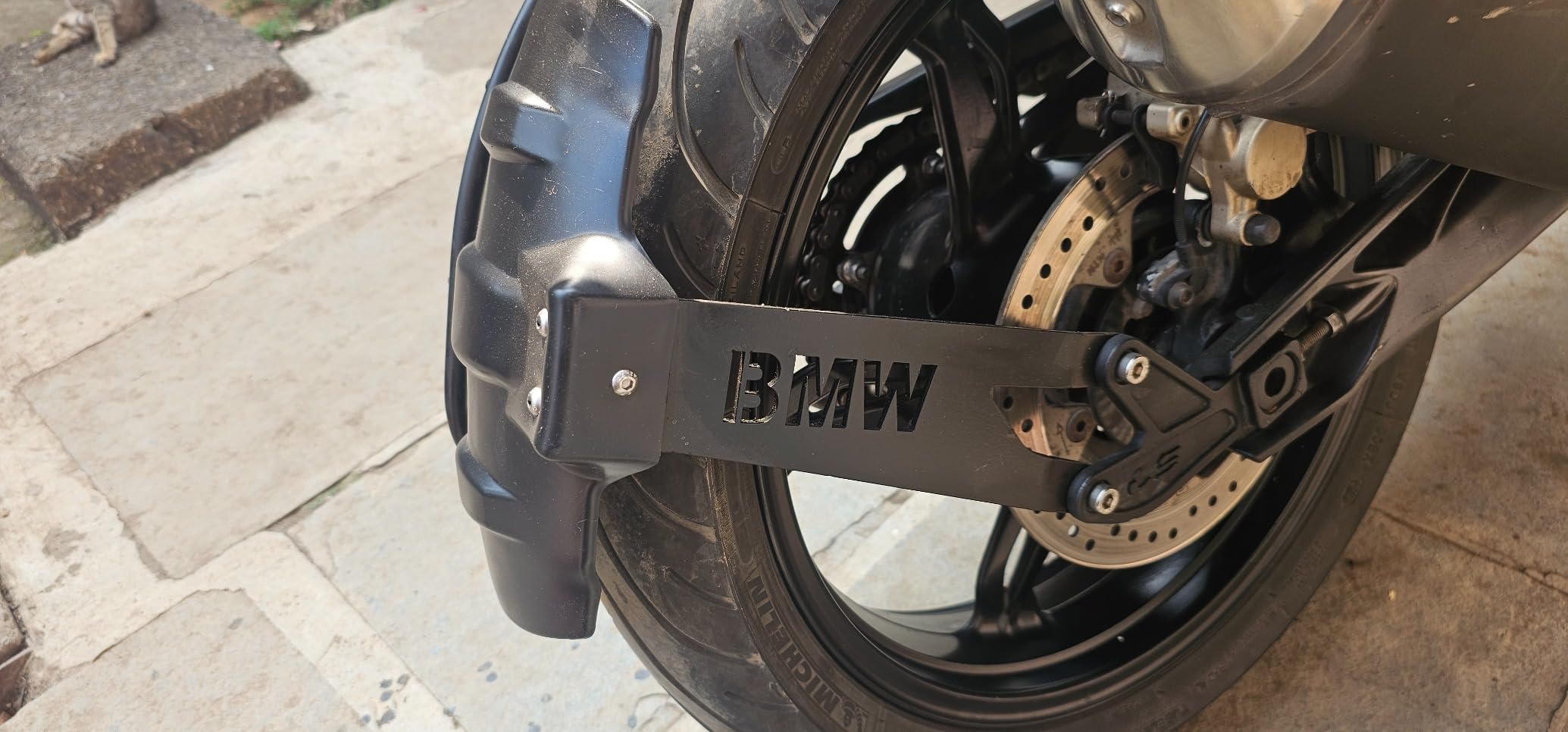 Milachin BMW 310 Tyre Hugger with CNC Premium - Image 3 thumbnail