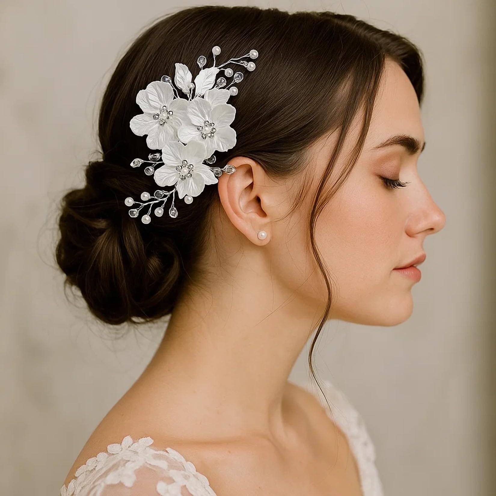 Elegant White Floral Pearl Hair Comb with Crystal Rhinestones - Image 2