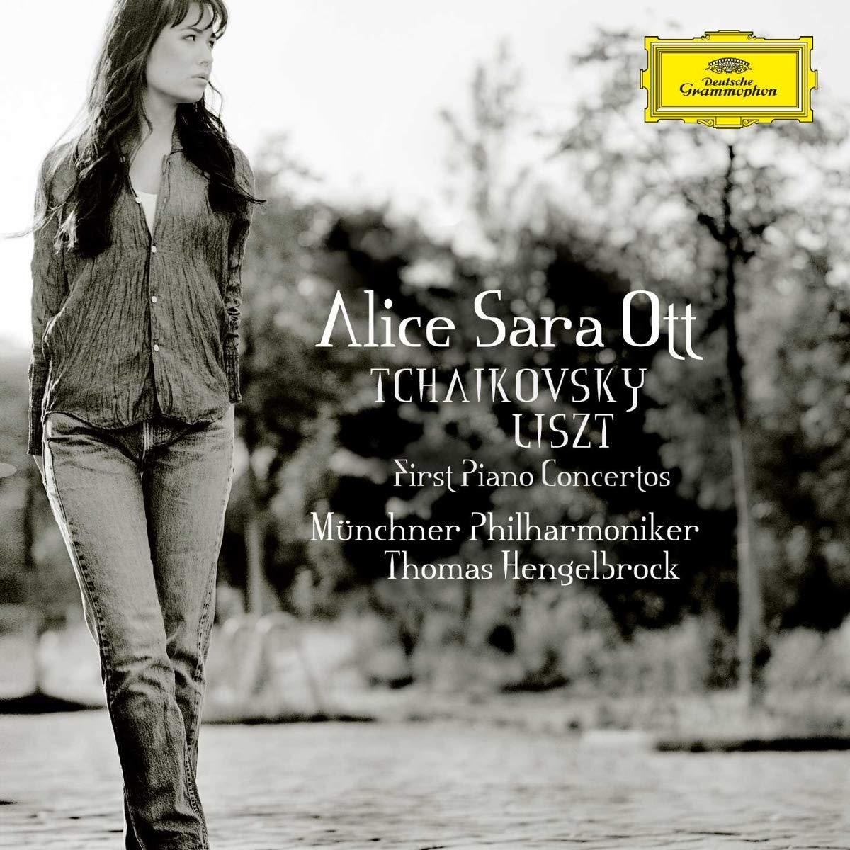 Liszt-First Piano Concertos [Audio CD] Tchaikovsky, P.I. and Thomas Hengelbrock