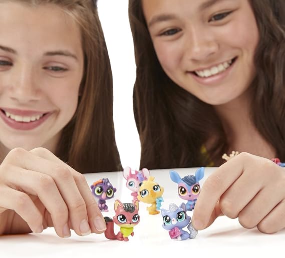 Littlest Pet Shop Party Spectacular Collector Pack Toy, Includes 15 Pets, Ages 4 and Up