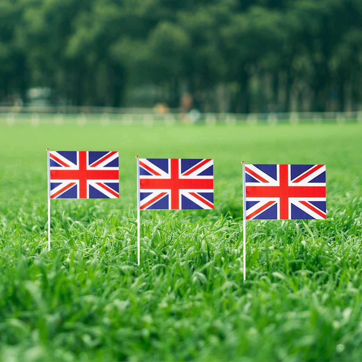 100 Pieces Small Union Jack Stick Flag United Kingdom Great British