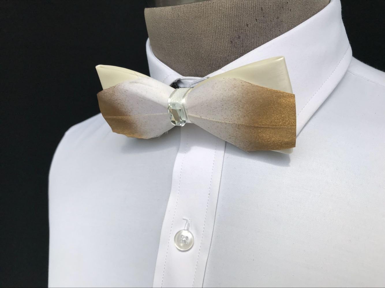 Bow Tie Swan Feathers Golden Pu Suitable For Wedding Party Gifts Prom Formals Home