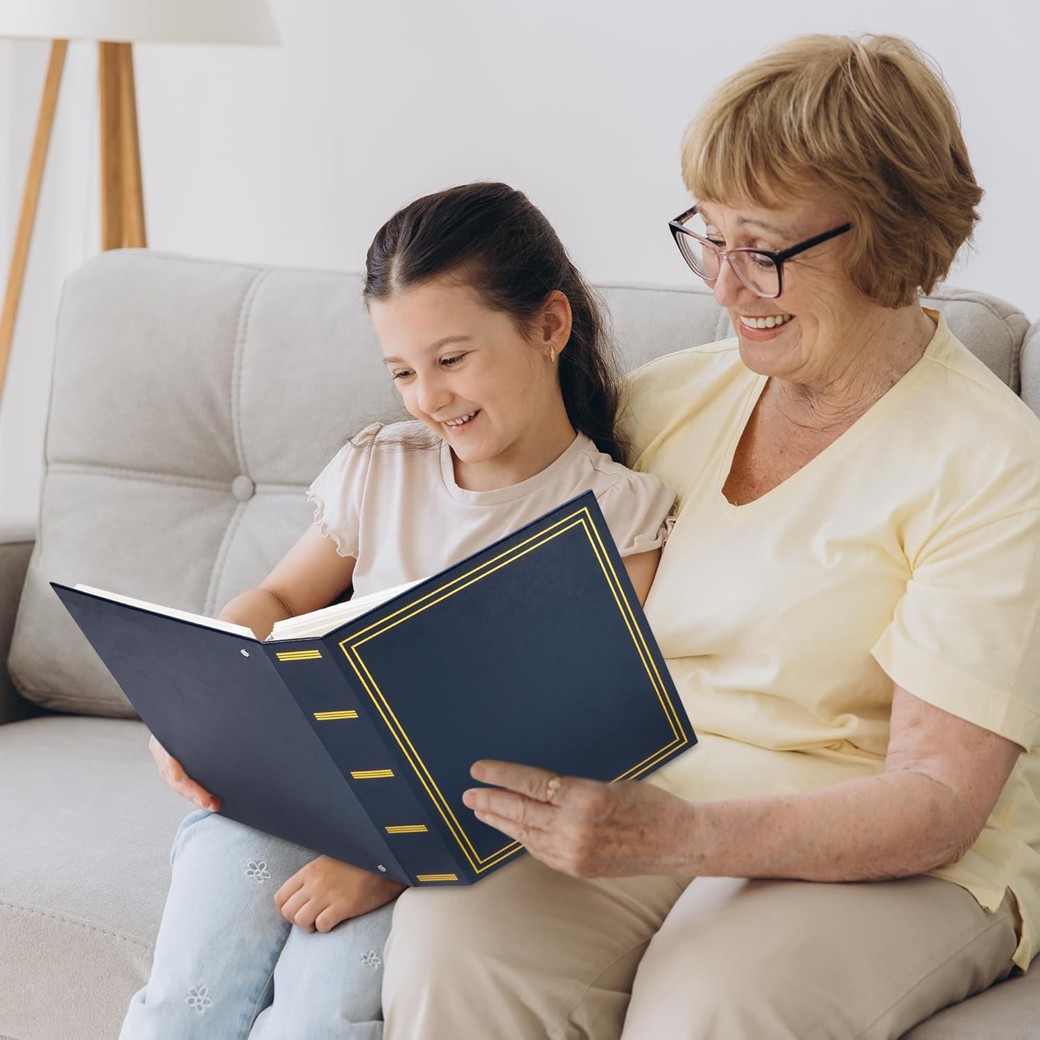 Vienrose Photo Album Self Adhesive Leather Cover D Ring Binder Vintage Printed Photo Book fits 4x6 5x7 Memory Book with Blank Sticky Pages for Travel Wedding 50 Sheets / 100 Pages, Navy Blue