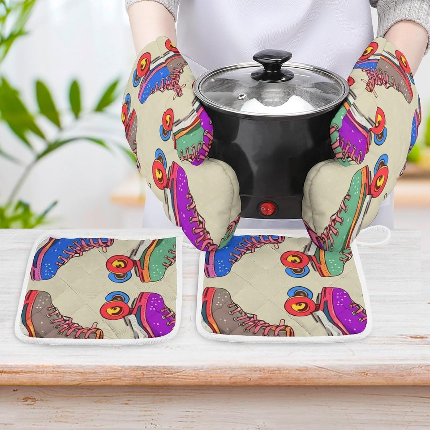 4-Piece Oven Mitts and Pot Holders Set Retro Colorful Roller Skates Printed Heat-Resistant Polyester Kitchen Gloves and Potholders Comfortable & Durable for Cooking Baking and Grilling