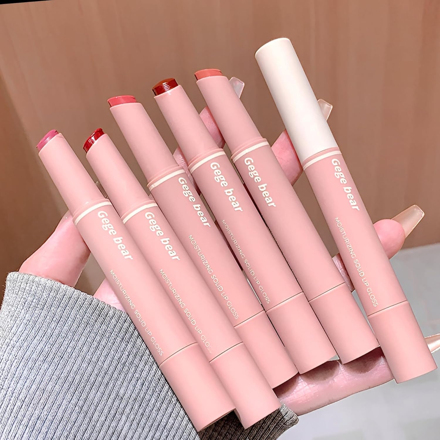 Gege Bear Solid Lip Gloss Moisturizing | Pink Lip Gloss High Shine Glass Finish Lipstick I Highly Pigmented I Soft & Nourished Lips | Glossy Finish For Fuller And Plump Lips | Slanted Tip for Easy Application | Versatile Shades from Nude to Red | Juicy Gloss Effect with Comfortable Wear (02# Nude Brown, 2.2g)-image-8