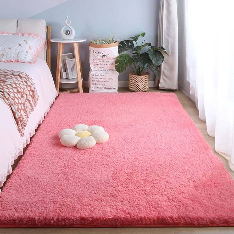 Amazon｜カーペット 長方形 200x160㎝ 無地 ピンク ラグマット 滑り