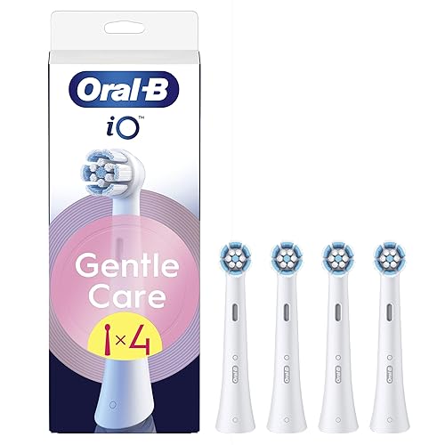 Oral-B Testine di Ricambio iO Gentle Care Bianche, 4 Testine Oral B per Spazzolino Elettrico, Rotonde Originali, per Gengive Sensibili, Setole angolate per rimuovere la placca