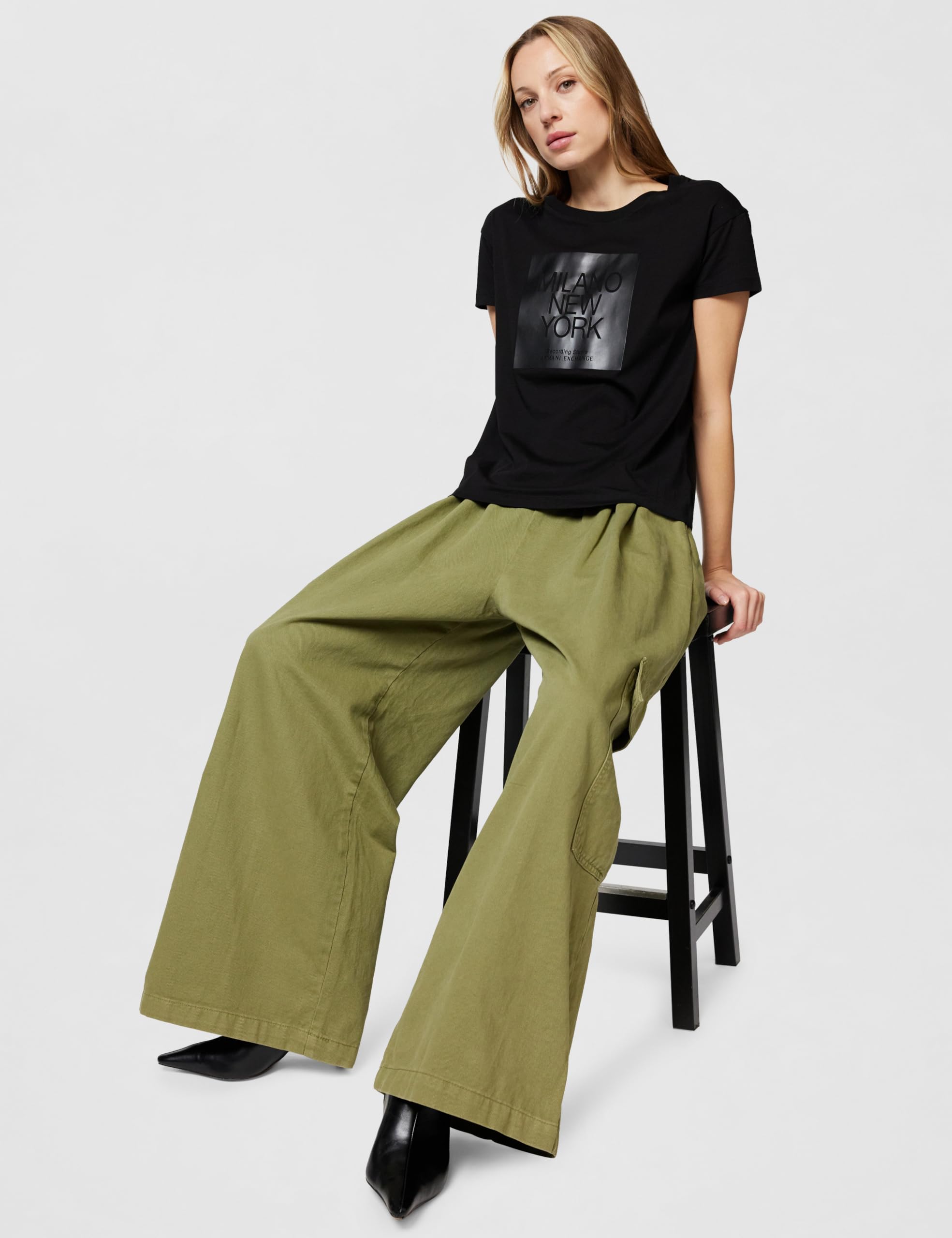 Armani Exchange Short Sleeve Front Print Boyfriend Fit T-Shirt Donna