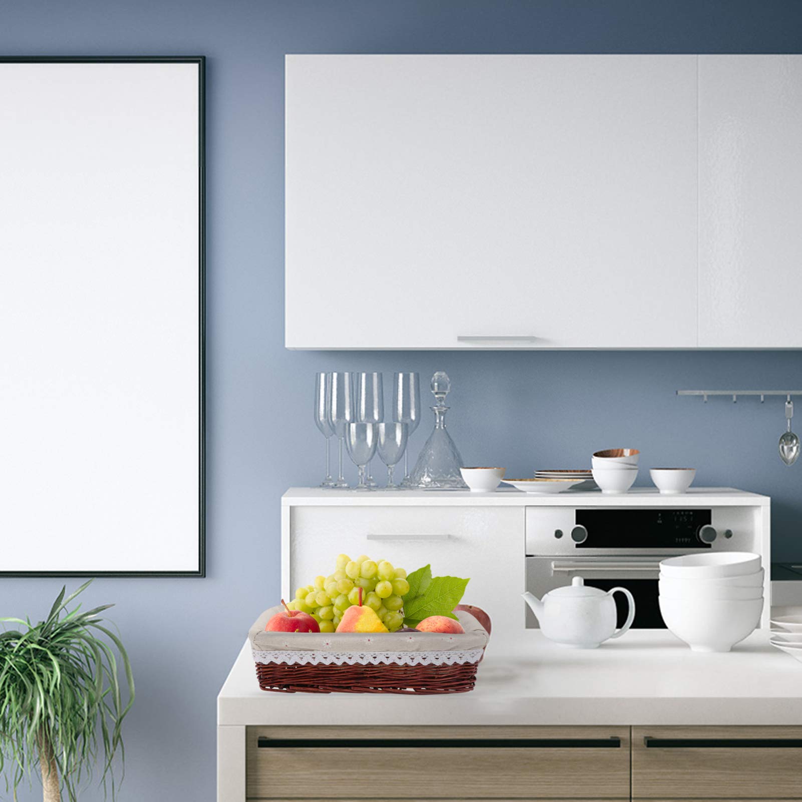 Cabilock Rattan Fruit Baskets Wicker Bread Basket Tray Willow Woven Snack Candy Serving Basket Round Desktop Storage Organizer for Key Food Kicthen Table Decoration