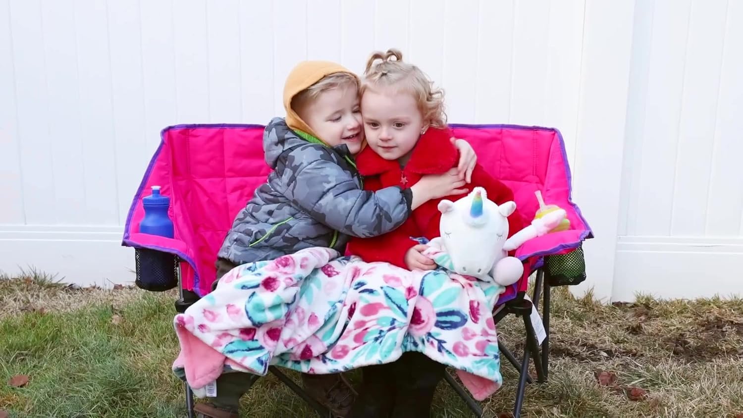 SUNNYFEEL Kids Folding Double Camping Chair, Portable Kids Camping Chairs 2 Seat Chair, Pink Padded Foldable Lawn Chairs with Cup Holder for Beach/Outdoor/Travel/Picnic, Foldable Camp Chairs 2 Person