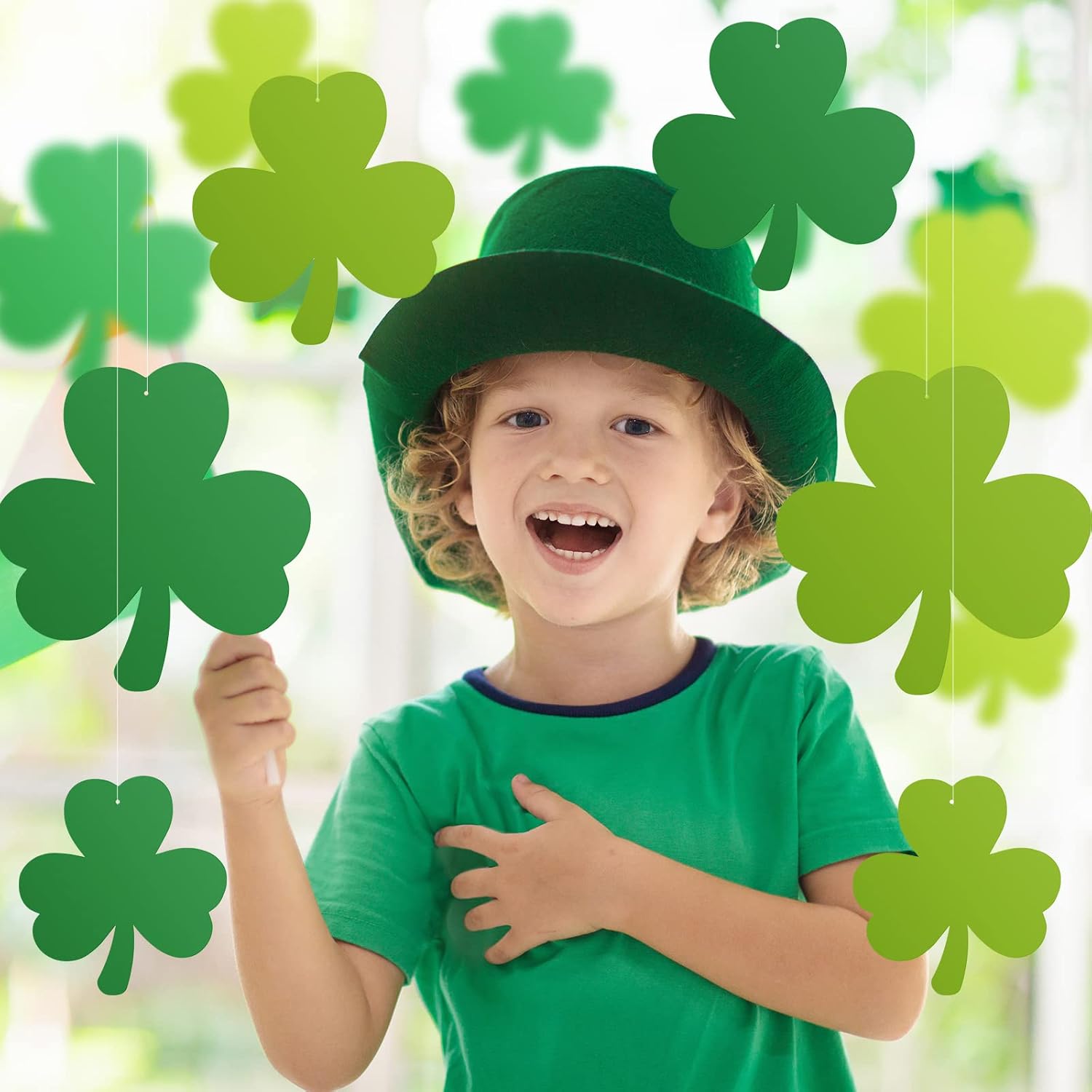 Jetec 12 Pcs St. Patrick's Day Lawn Decorations Shamrock Hanging Decorations Outdoor Shamrock Ornaments for Irish Spring Yard Tree Decor