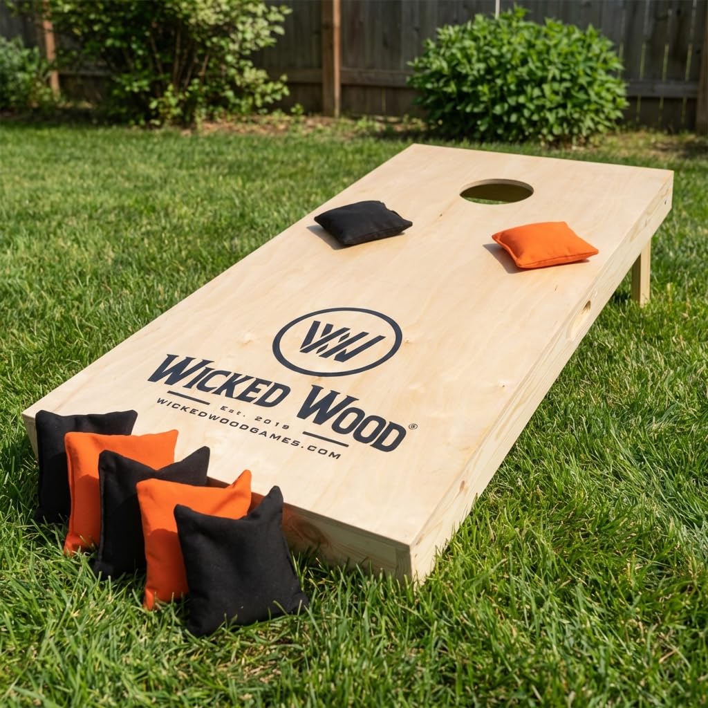 Cornhole Set – 120 x 60 cm - Sackloch Spiel – Wicked Wood – offiziell ACL-lizensiertes Set of Boards – 2 x 4 Cornhole säckchen 450gr - Cornhole Spiel Outdoor