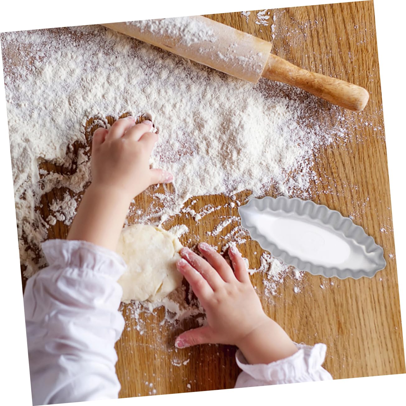 OUNONA 6Pcs Creative Egg Tart Boat Shaped Baking for Cakes Puddings Tarts Non Stick Easy to Clean Versatile for Oven Dishwasher Use