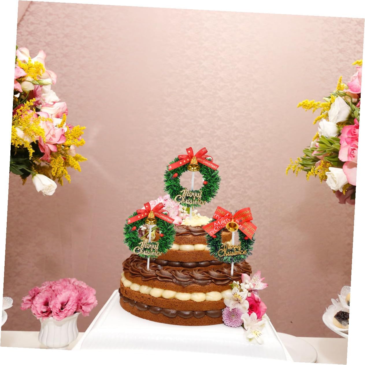 6pcs Christmas Wreath Cake Toppers Bowknot Decorations for Holiday Party Cake Supplies Non-edible Plastic Insert Picks for Birthday and Festive Decorating Random Style